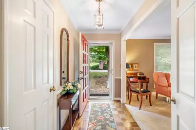 12 E Indian Trail, Taylors, SC 29687 - Photo 4