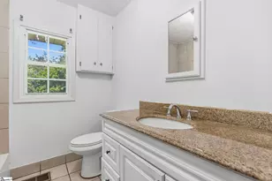 8 Bainbridge Dr, Greenville, SC 29611 - Photo 26