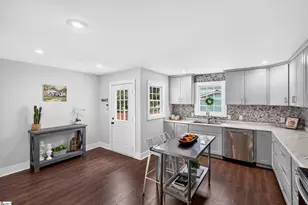 1020 Jacobs Rd, Greenville, SC 29605 - Photo 8
