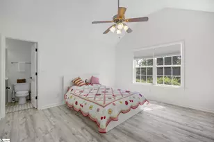 124 E King Rd, Greer, SC 29651 - Photo 18