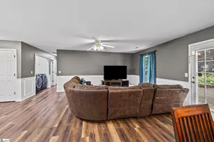 465 Boiter Rd, Williamston, SC 29697 - Photo 14