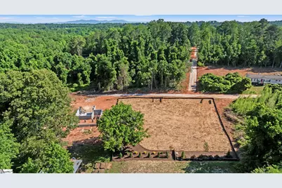105 S Silver Lake Drive, Taylors, SC 29687 - Photo 4