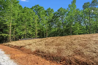 112 N Silver Lake Drive, Taylors, SC 29687 - Photo 2
