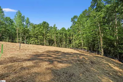 112 N Silver Lake Drive, Taylors, SC 29687 - Photo 4