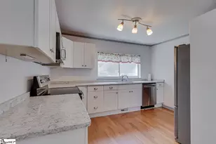 520 Chestnut Ridge Rd, Marietta, SC 29661 - Photo 18