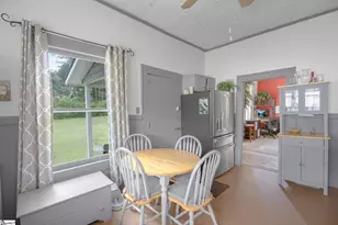 38 S 6th St, Greenville, SC 29611 - Photo 14