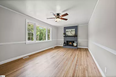 219 Barry Drive, Greer, SC 29650 - Photo 2