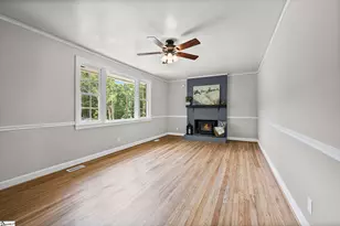 219 Barry Dr, Greer, SC 29650 - Photo 2