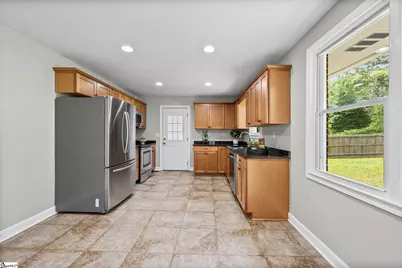 219 Barry Drive, Greer, SC 29650 - Photo 6