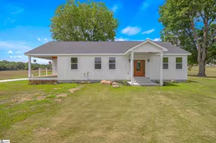 2024 Edwards Lake Rd, Greer, SC 29651 - Photo 1