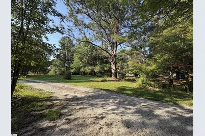 744 Chapman Road, Fountain Inn, SC 29644 - Photo 8