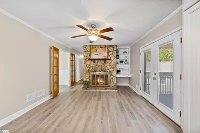 202 Central Avenue, Mauldin, SC 29662 - Photo 4