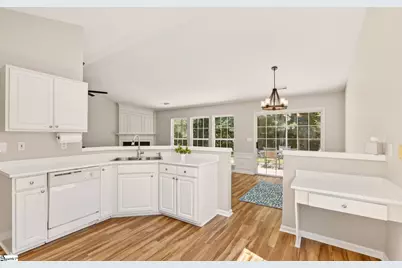 110 W Okaloosa Way, Simpsonville, SC 29680 - Photo 14