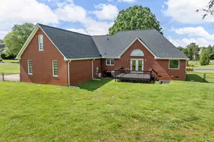 121 Lewis Burnett Dr, Boiling Springs, SC 29316 - Photo 32