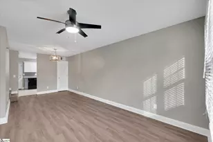 123 Trailside Ln, Greenville, SC 29607 - Photo 2