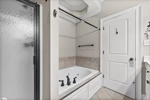 437 Ambiance Dr, Spartanburg, SC 29301 - Photo 18