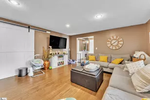 204 Collinwood Ln, Taylors, SC 29687 - Photo 6