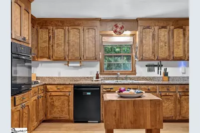 219 Oakwood Court, Greenville, SC 29607 - Photo 8