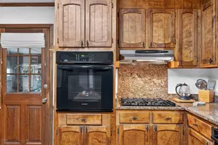 219 Oakwood Ct, Greenville, SC 29607 - Photo 6