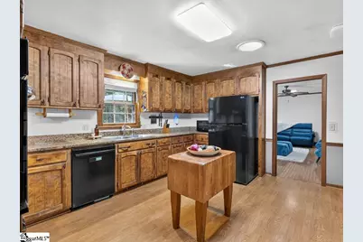 219 Oakwood Court, Greenville, SC 29607 - Photo 8