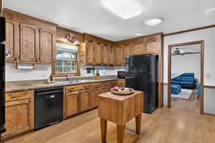219 Oakwood Ct, Greenville, SC 29607 - Photo 8