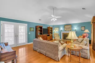 205 Harrogate Ct, Simpsonville, SC 29681 - Photo 4