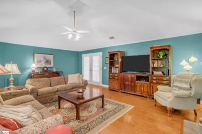 205 Harrogate Court, Simpsonville, SC 29681 - Photo 8