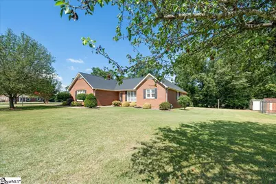 1 Oakridge Court, Anderson, SC 29621 - Photo 2