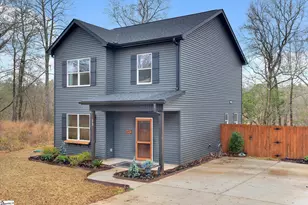 33 Parker St, Pelzer, SC 29669 - Photo 2