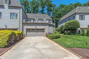 226 Castellan Dr, Greer, SC 29650 - Photo 4