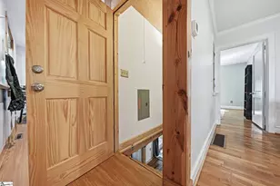 108 Hawthorne Ln, Greenville, SC 29605 - Photo 8