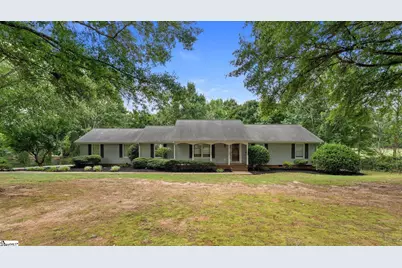 1014 E Queen Street, Pendleton, SC 29670 - Photo 1
