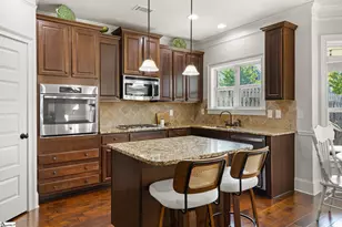 210 Ermon Ct, Greer, SC 29651 - Photo 10