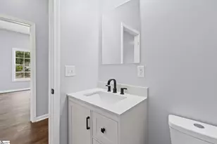 2 Wallace St, Laurens, SC 29360 - Photo 20