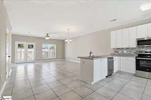 30 Ridgestone Cir, Mauldin, SC 29662 - Photo 2
