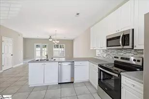 30 Ridgestone Cir, Mauldin, SC 29662 - Photo 4