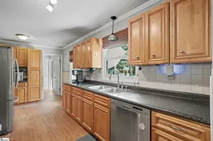 200 Belmont Stakes, Clinton, SC 29325 - Photo 12