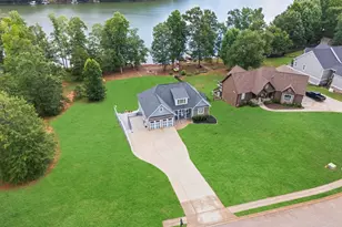 208 Carshalton Dr, Lyman, SC 29365 - Photo 2