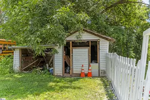 250 Cedar St, Spartanburg, SC 29307 - Photo 30