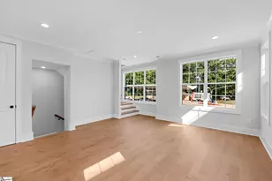 1311 Pendleton St, Greenville, SC 29611 - Photo 10