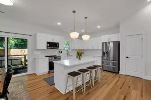 504 W Morgan St, Greenville, SC 29611 - Photo 8
