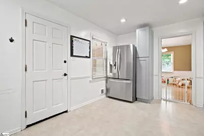 229 Mohawk Drive, Spartanburg, SC 29301 - Photo 12