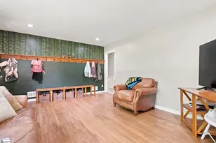 229 Mohawk Dr, Spartanburg, SC 29301 - Photo 6