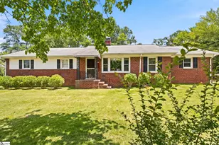 229 Mohawk Dr, Spartanburg, SC 29301 - Photo 1