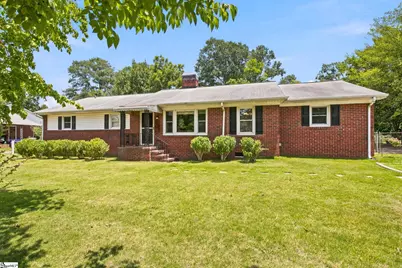 229 Mohawk Drive, Spartanburg, SC 29301 - Photo 2