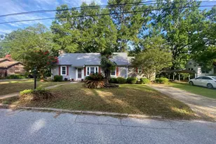 111 Maplebrook St, Laurens, SC 29360 - Photo 2