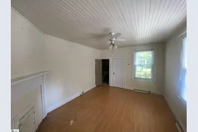111 Maplebrook Street, Laurens, SC 29360 - Photo 12