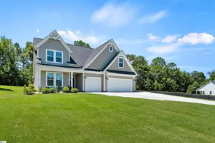 321 Summerall Dr, Anderson, SC 29621 - Photo 2