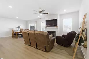 218 Crimson Tree Ct, Greenville, SC 29607 - Photo 2