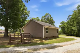 4141 Cross Anchor Rd, Enoree, SC 29335 - Photo 12